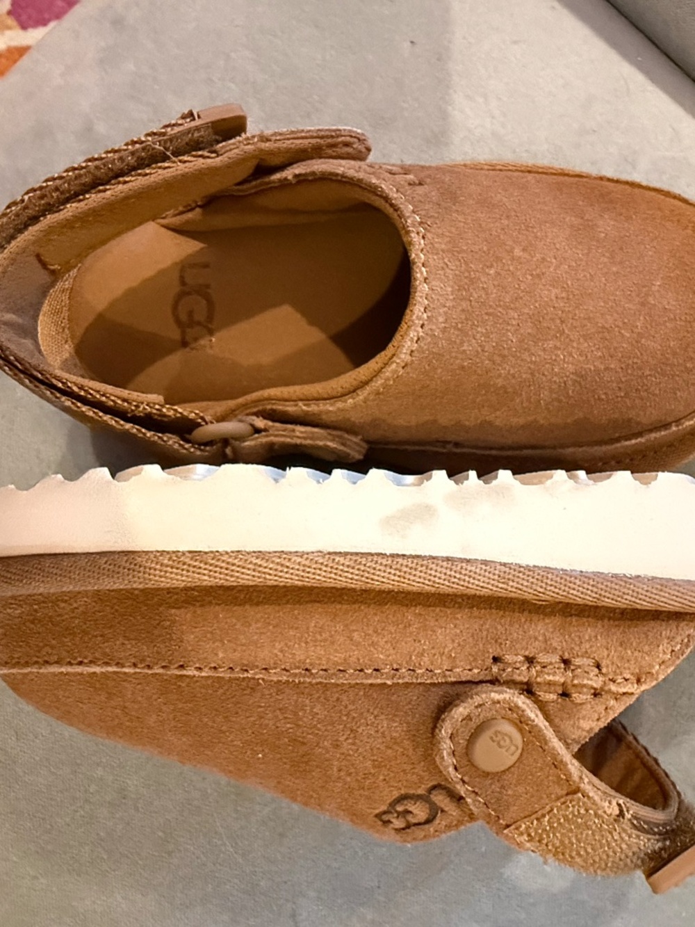 UGG kids Goldenstar clogs chestnut brown size 8 - Picture 4 of 5